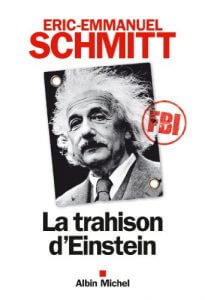 La Trahison d'Einstein, par Éric Émmanuel Schmitt ; Sur les rives d'un lac du New Jersey, deux excentriques se rencontrent et sympathisent. L'un est Albert Einstein ; l'autre est un vagabond en rupture avec la société. À ce confident de hasard, Einstein expose son dilemme. Pacifiste militant, il connaît les conséquences terrifiantes de ses travaux théoriques et craint qu'Hitler et les nazis ne fabriquent la première bombe atomique. Devrait-il renier ses convictions et prévenir Roosevelt, afin que l'Amérique gagne la course à l'arme fatale ? Quel parti prendre alors que le FBI commence à le soupçonner, lui, l'Allemand, le sympathisant de gauche... le traître peut-être ? Dans cette comédie intelligente et grave, drôle parfois, Eric-Emmanuel Schmitt imagine le conflit moral d'un homme de génie, inventeur malgré lui de la machine à détruire le monde. Blessures émotionnelles 4- LA TRAHISON OU LA CRAINTE DE FAIRE CONFIANCE