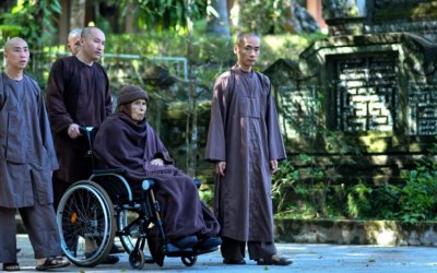 COMMENT AIMER PAR LE LÉGENDAIRE ENSEIGNANT BOUDDHISTE ZEN THICH NHAT HANH