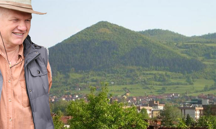 Bosnie Grande Pyramide Dominique Jongbloed Mon Carré De Sable 