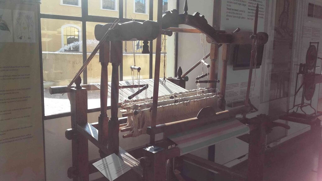 Museo del tessuto di Prato : Exposition de Marjolein au Musée des tissus de Prato Octobre 2016 Mon Carré De Sable