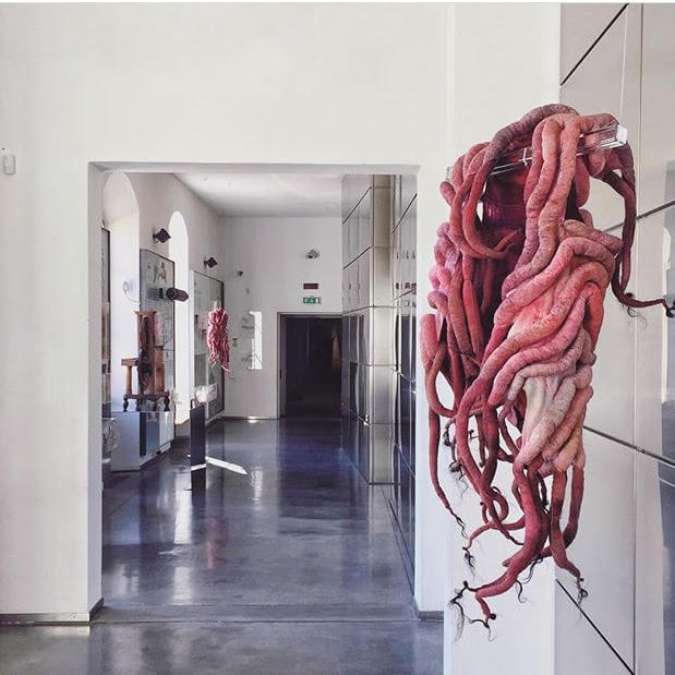 Museo del tessuto di Prato : Exposition de Marjolein au Musée des tissus de Prato Octobre 2016 Mon Carré De Sable